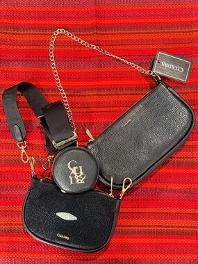 NEW CUADRA Women's 2 in 1 Crossbody Bag in Genuine Stingray Leather Black.
